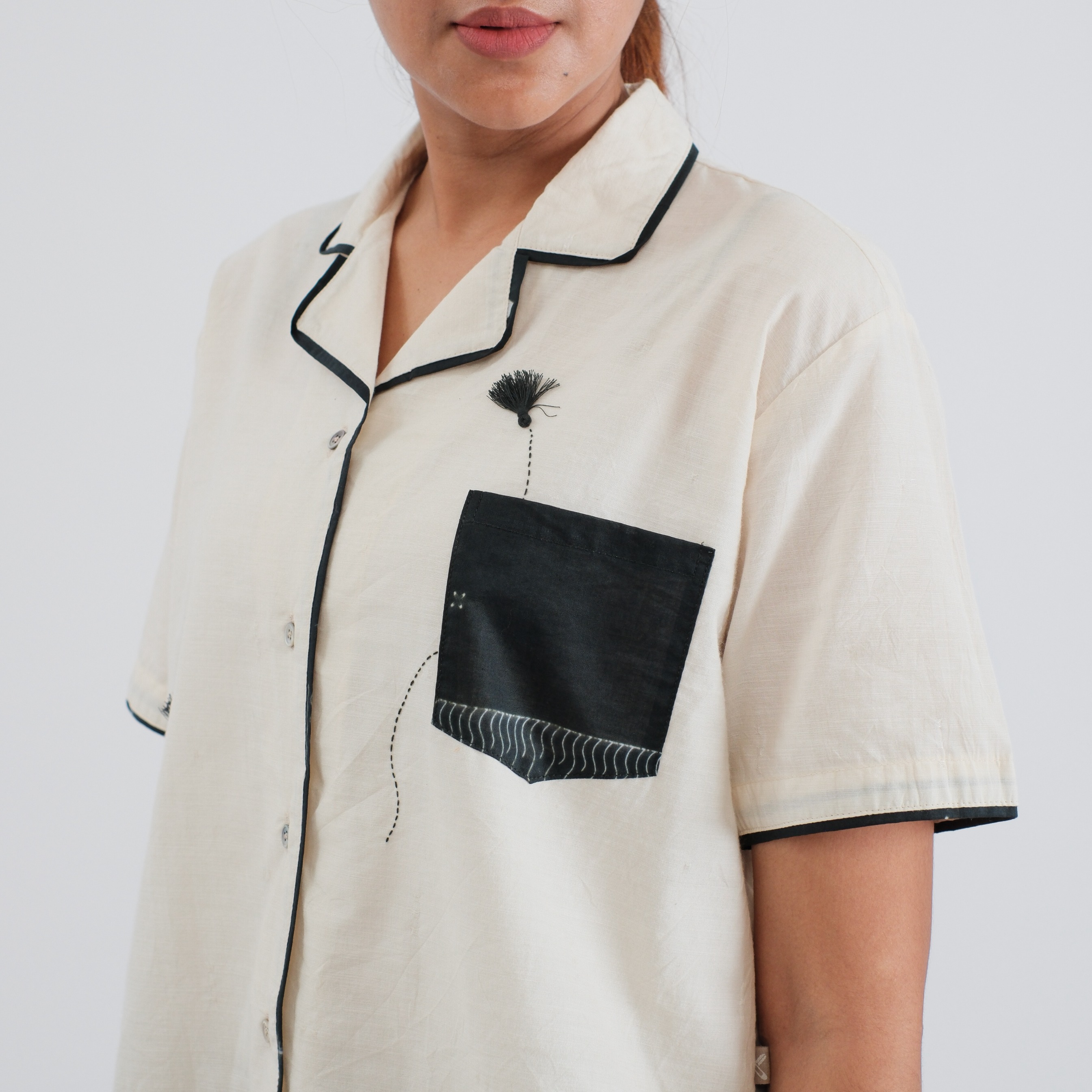 SAKAASTA | KEMEJA CROP