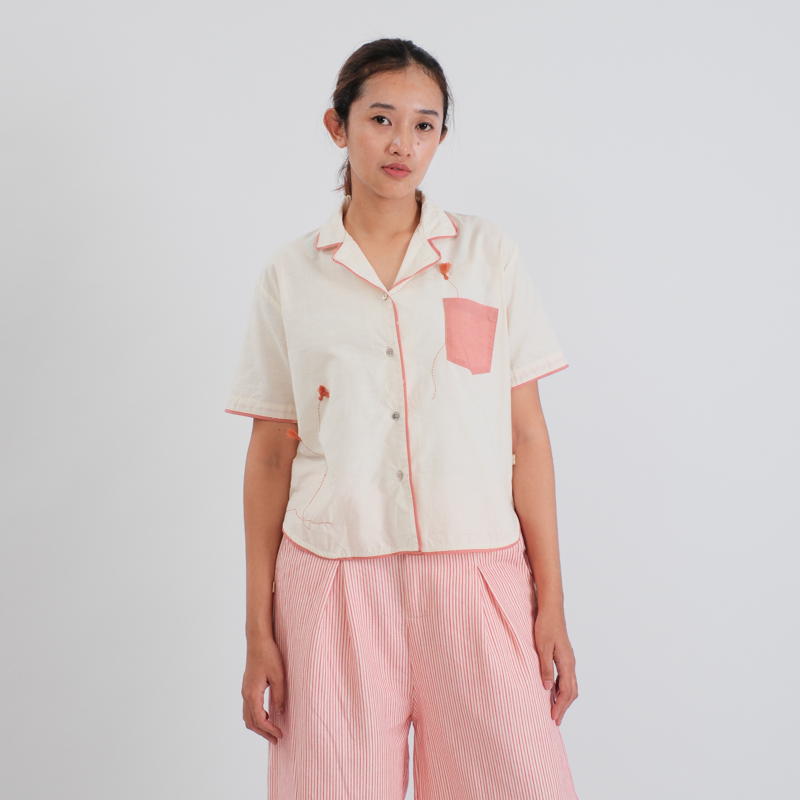 SAKAASTA | KEMEJA CROP