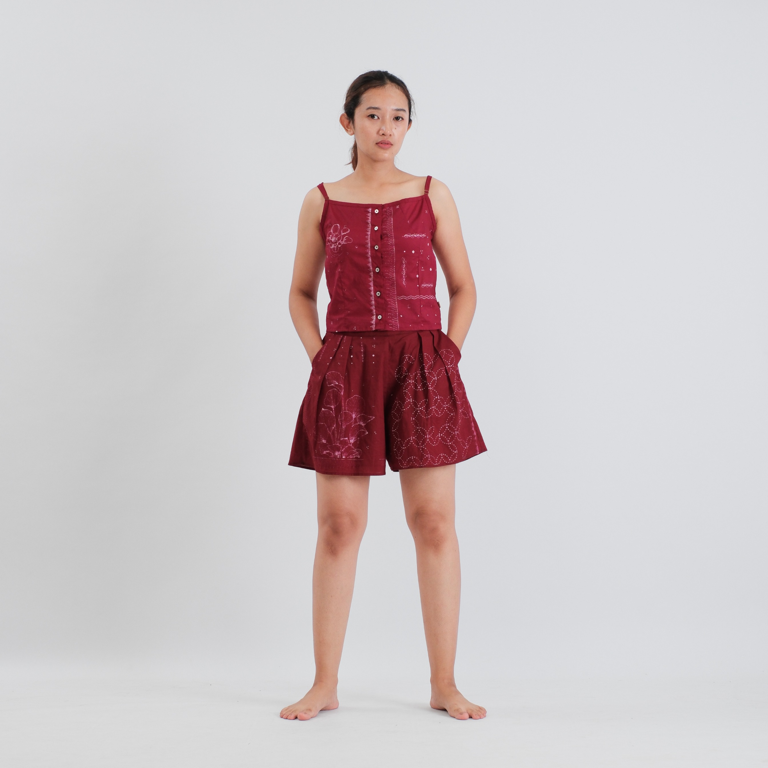 SAKAASTA | HOTPANTS ENCENG