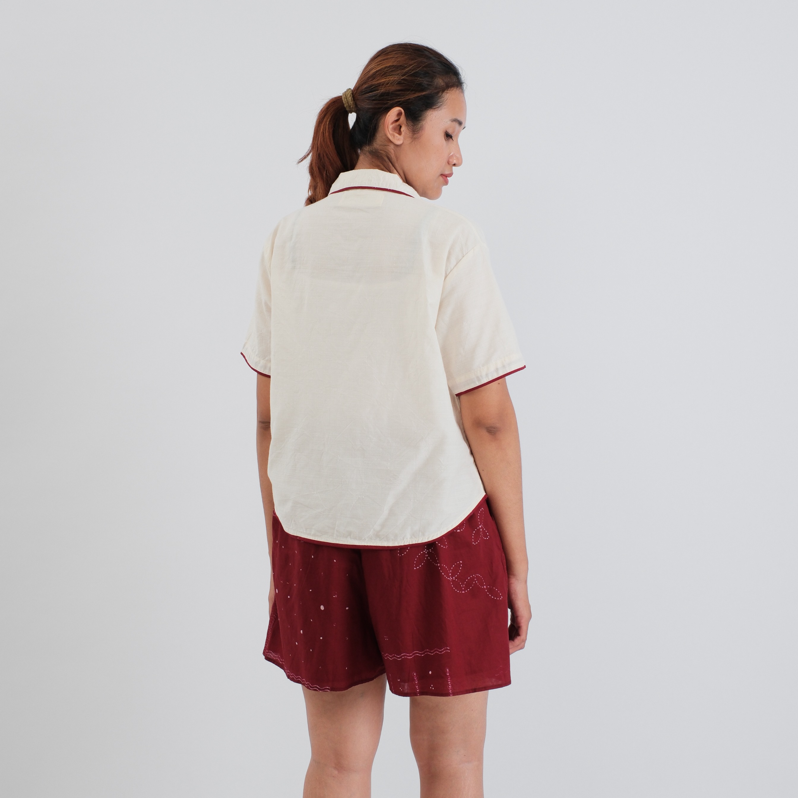 SAKAASTA | KEMEJA CROP