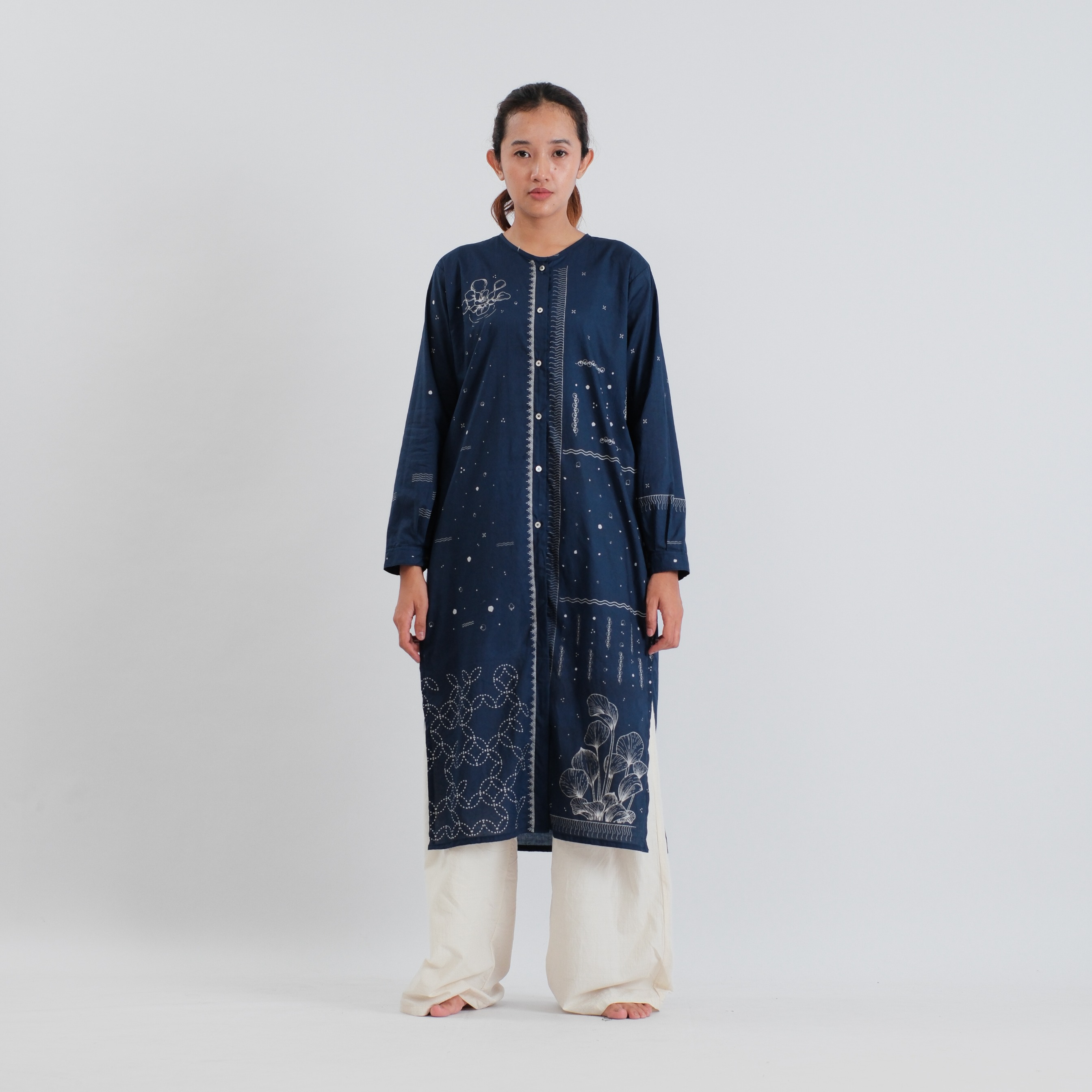 SAKAASTA | TUNIK ENCENG GONDOG INDIGO TUA