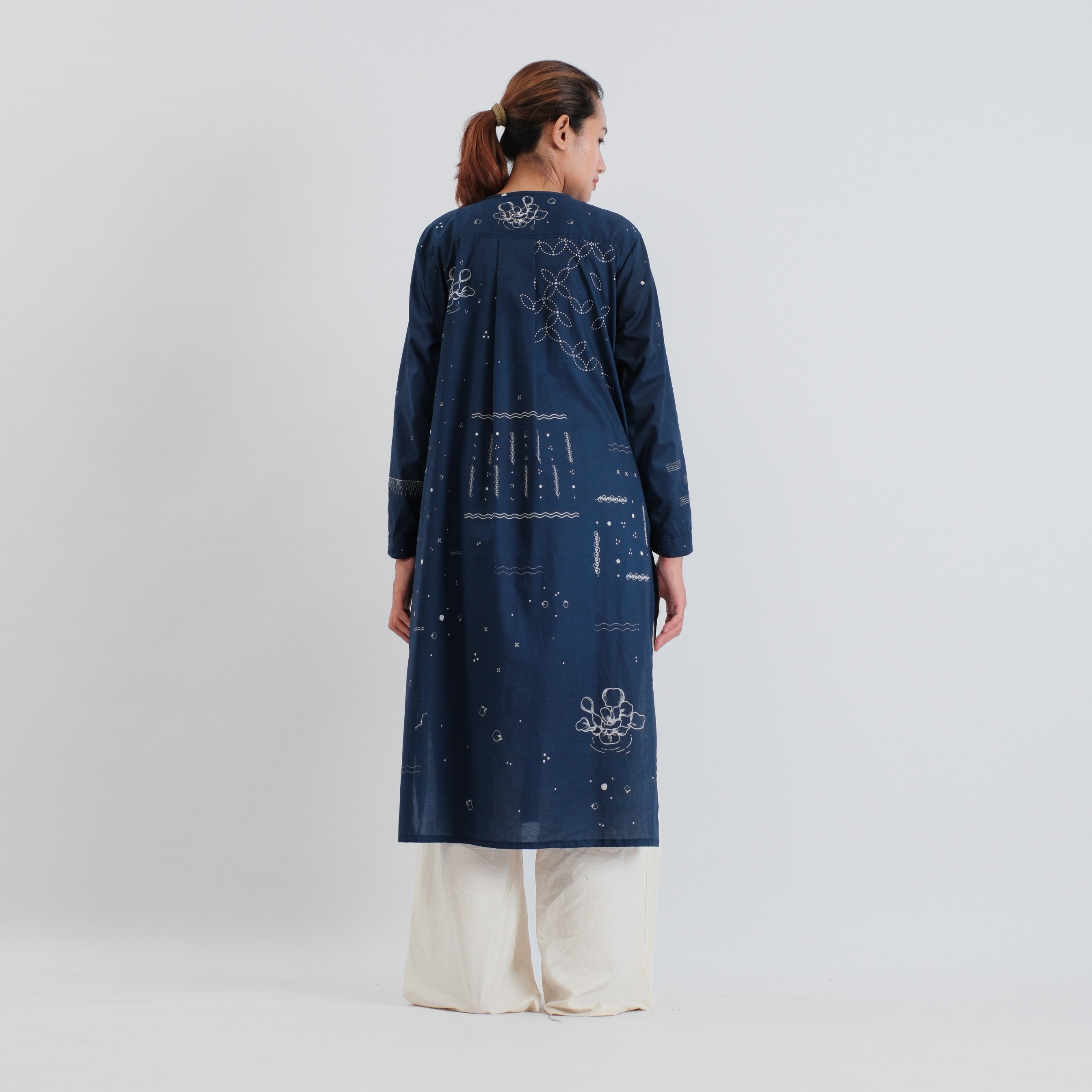 SAKAASTA | TUNIK ENCENG GONDOG INDIGO TUA