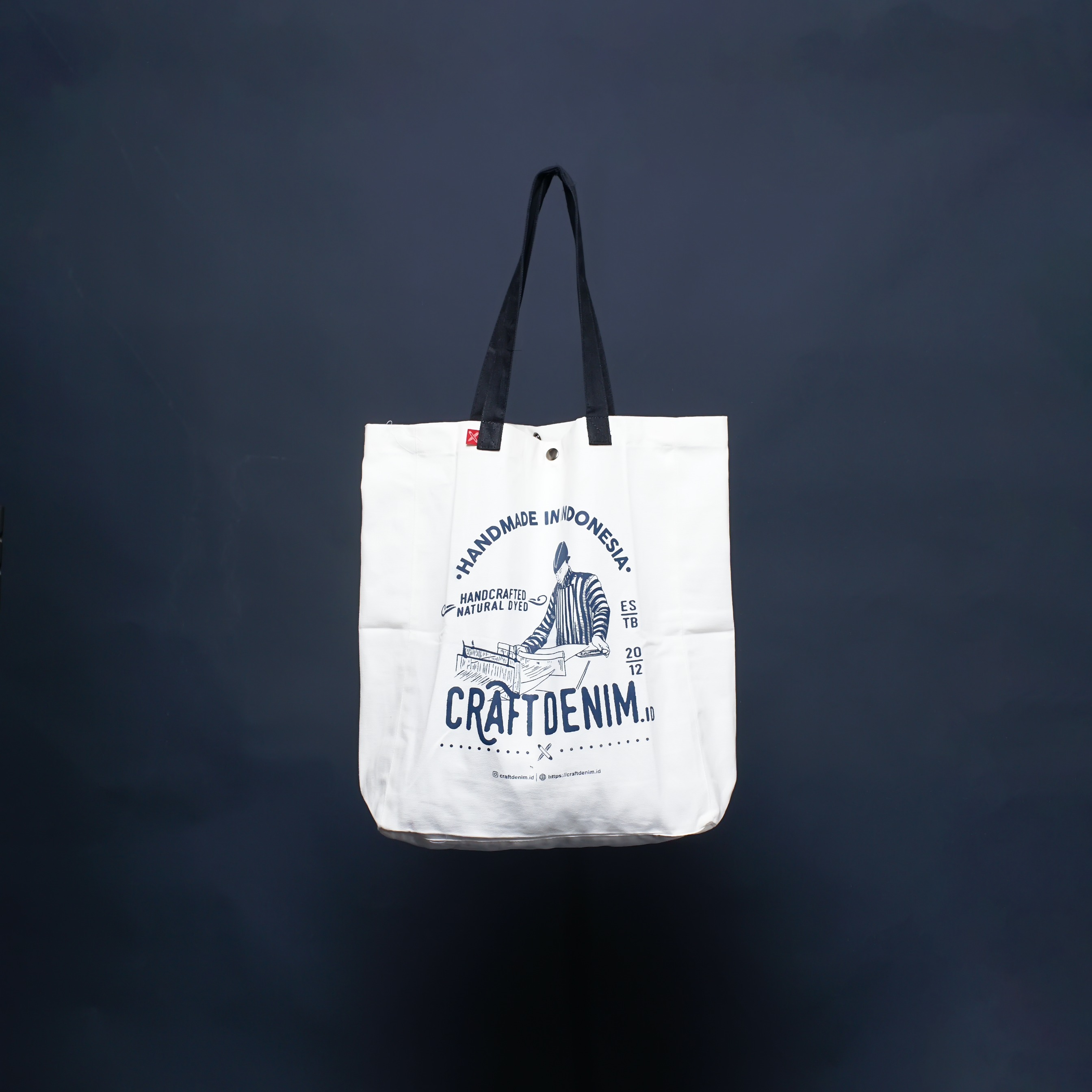 Tote Bag Merch Putih | Craft Denim