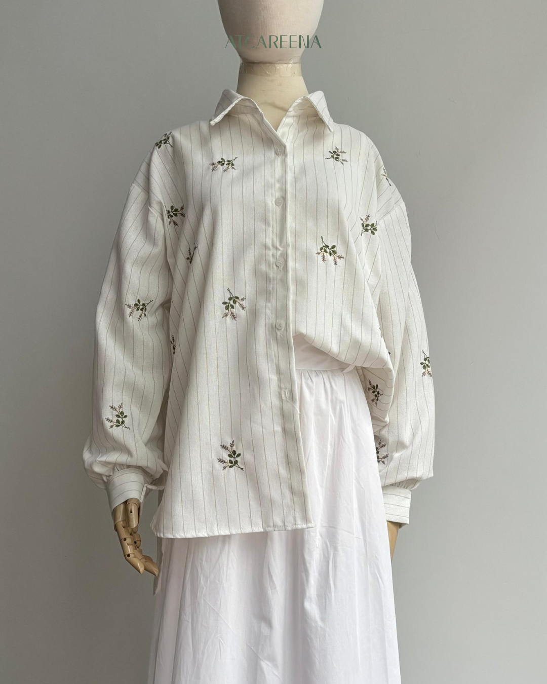 Vivi Linen Embroidery Kemeja wanita premium - Simple modern look atCareena - linen shirt with embroirdery - kemeja wanita - kemeja linen - atasan wanita terbaru 