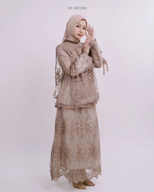 Image of Zaira Oneset Dress Brukat - Setelan wanita muslim - Setelan lengan panjang - Dress panjang - Setelan pesta - Setelan wanita
