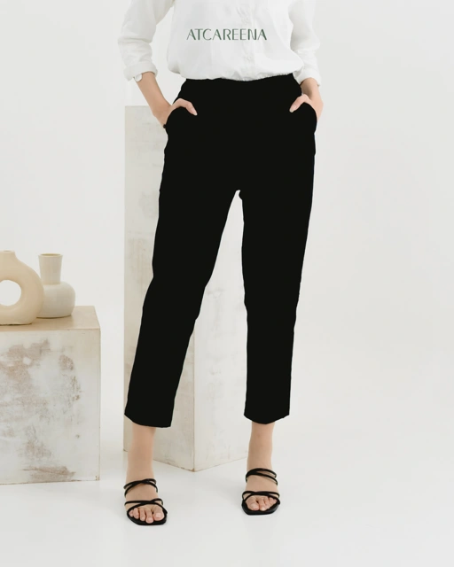 Image of Pamela Celana Wanita