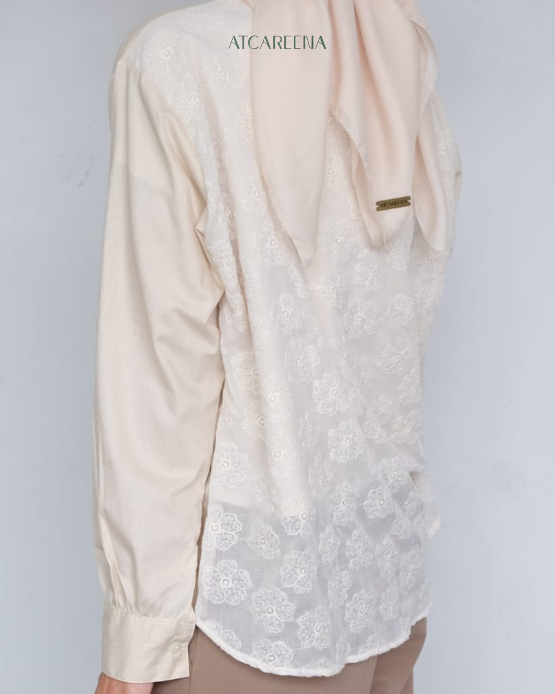 Clara Kemeja wanita premium - Simple modern look atCareena - lace poplin shirt with lace detail 