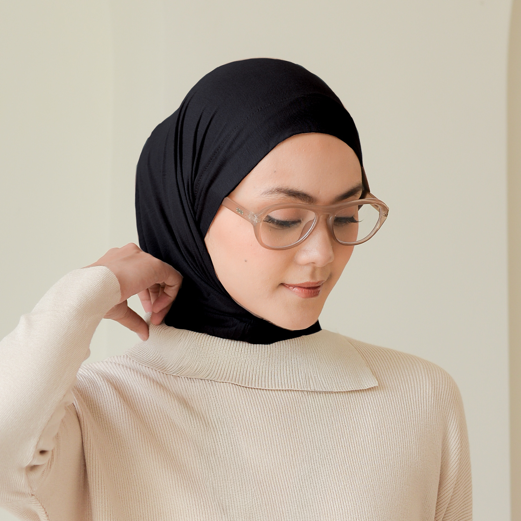 Bergo Instan Black