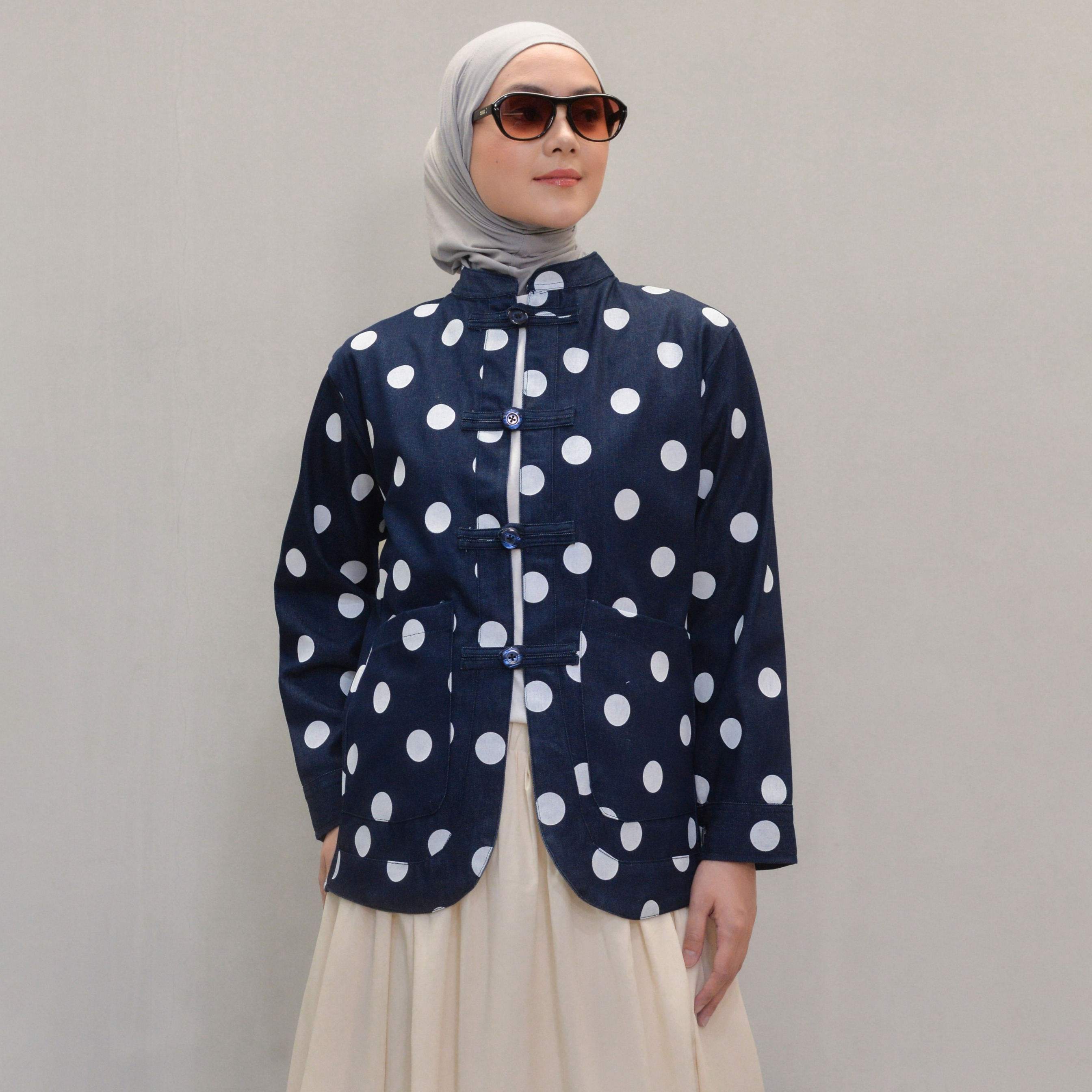 Cheongsam Dotty Outer