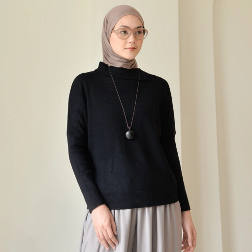 Image of Jennie Knit Top Black