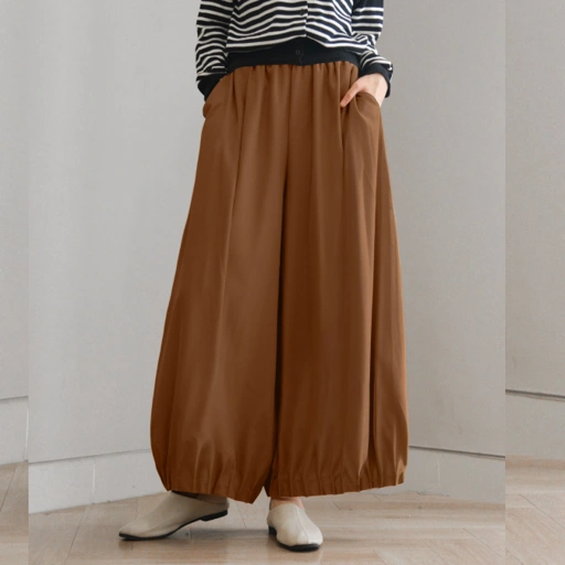 Image of Wavy Pants Clay