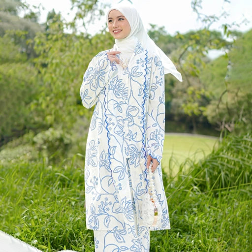 Image of Aisya Set FloweryIrish