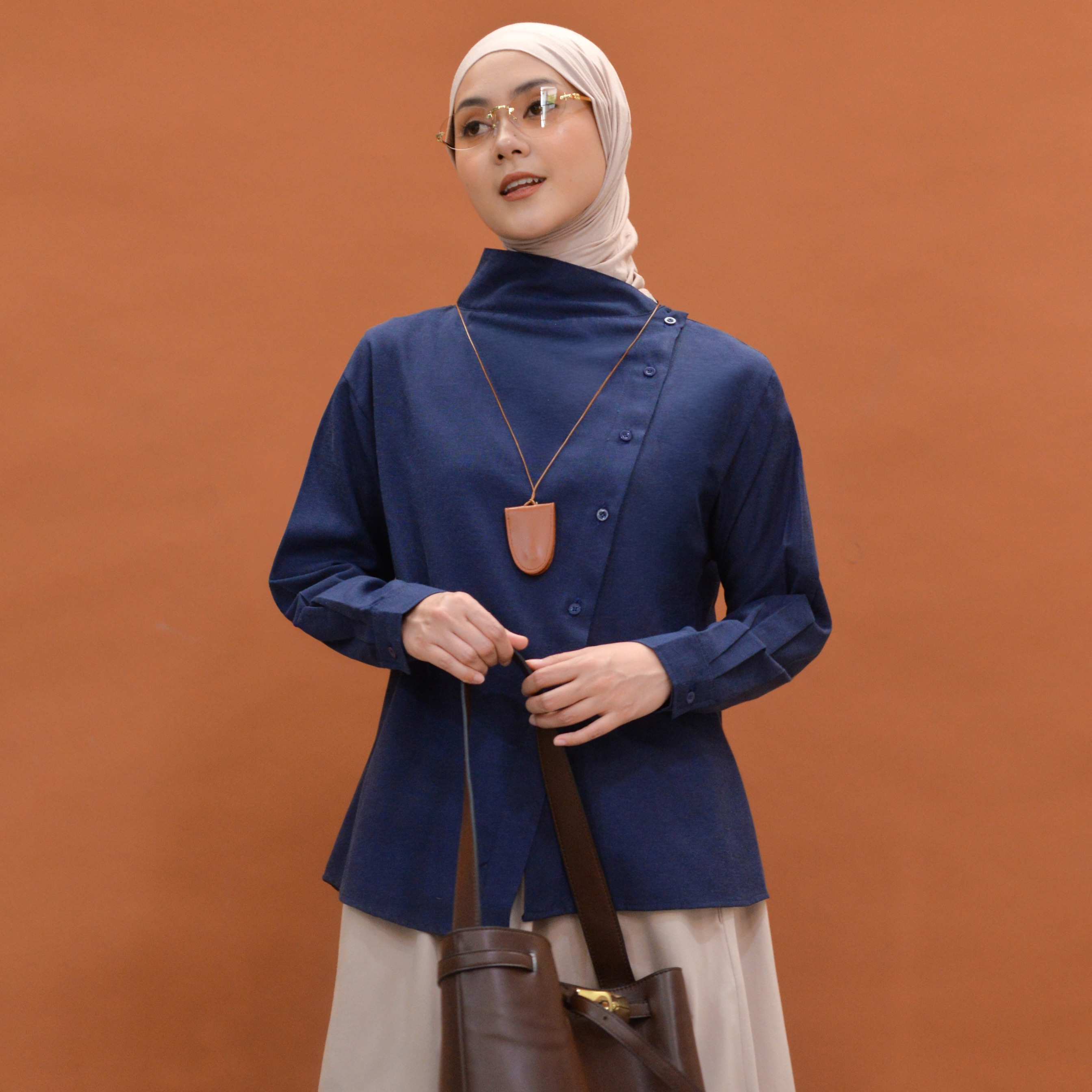 Amara Top DarkNavy