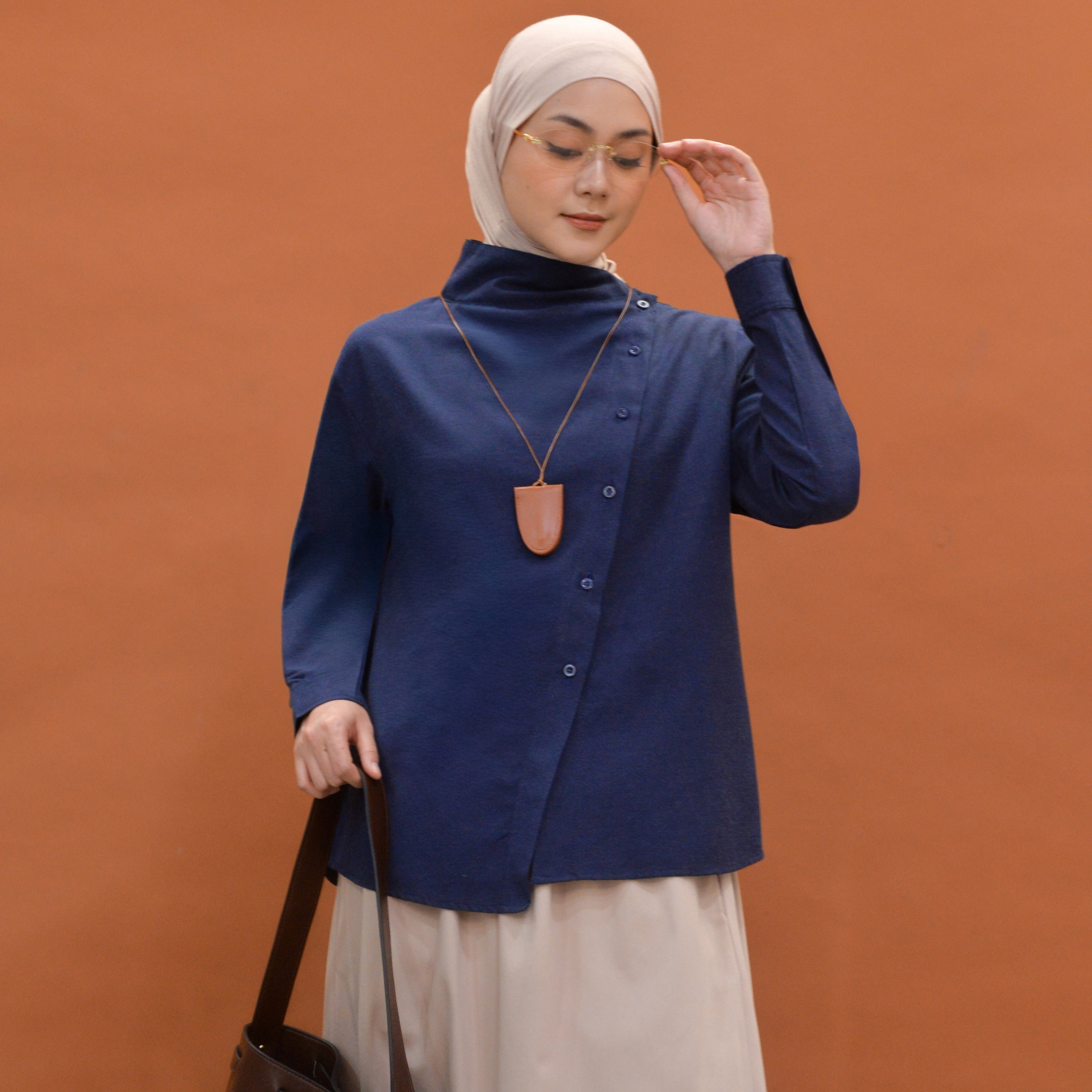 Amara Top DarkNavy