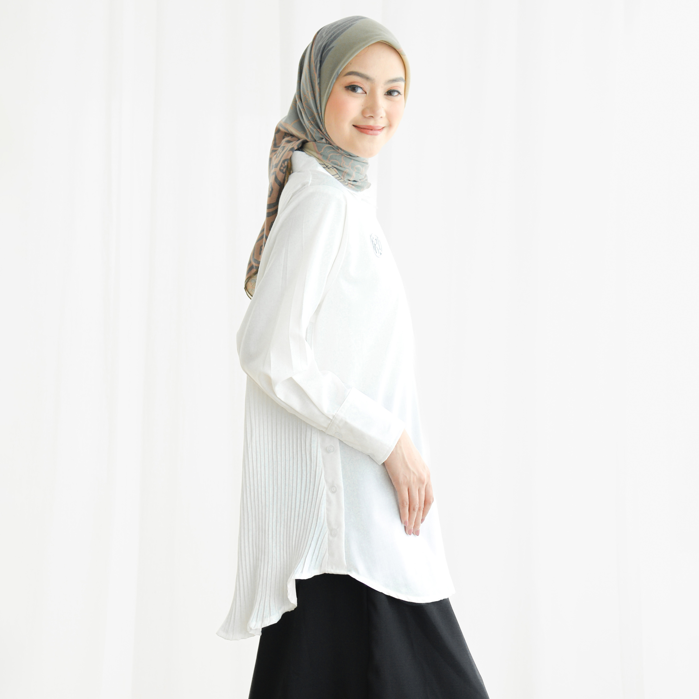 Caiyo Pleats Shirt Soul