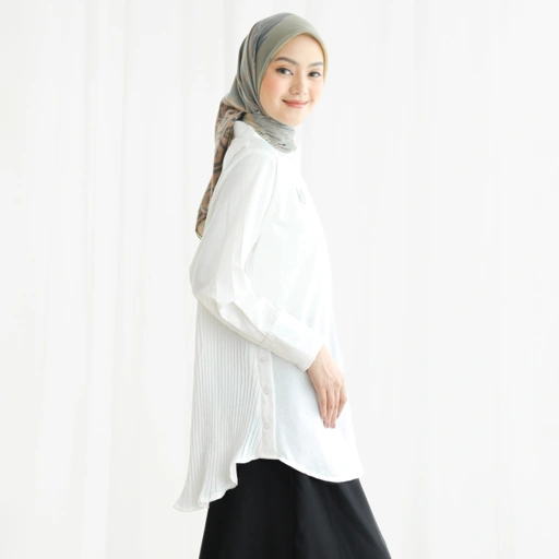 Image of Caiyo Pleats Shirt Soul