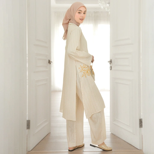 Image of Gladys Set Asparagus