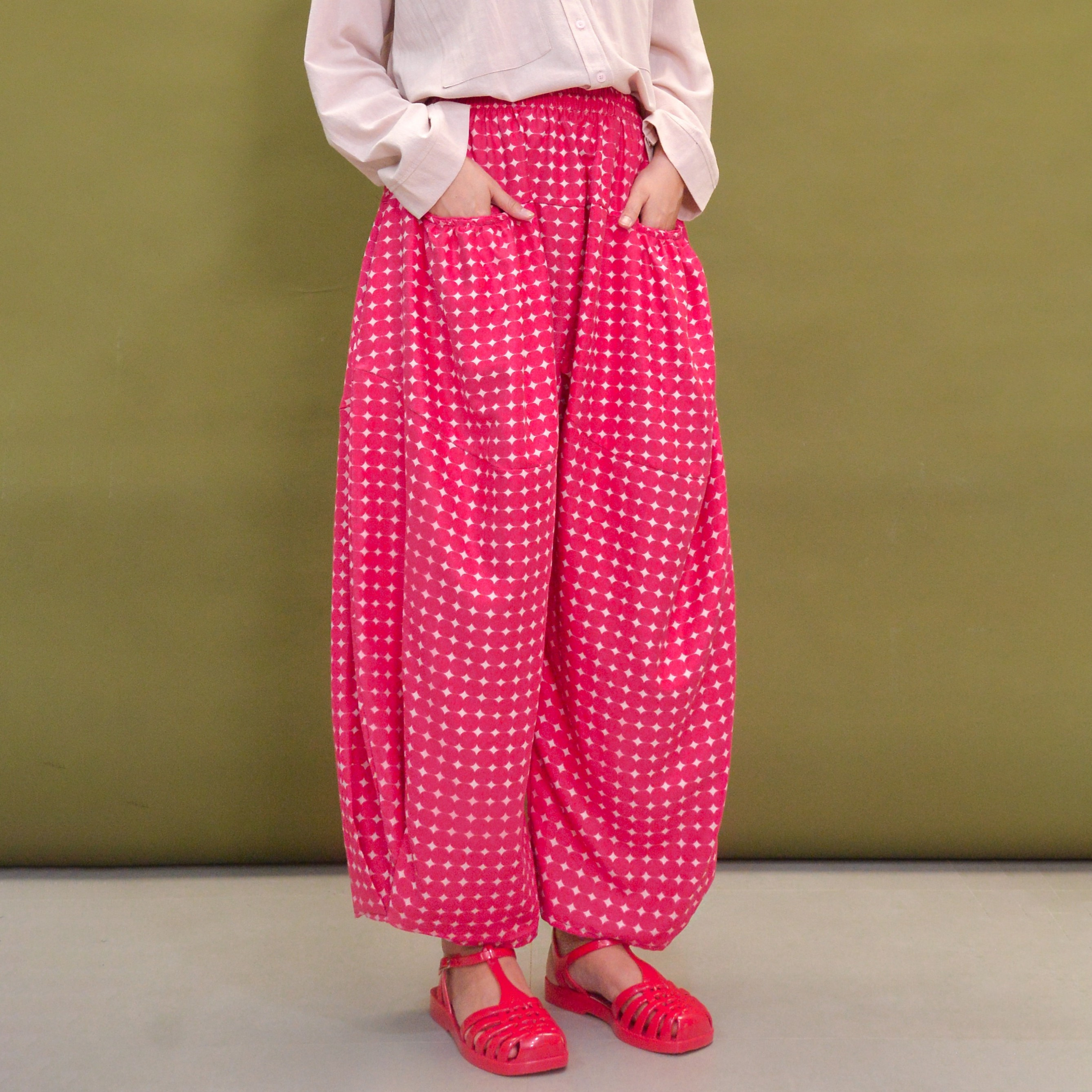 Hareem Printed Pants Lips