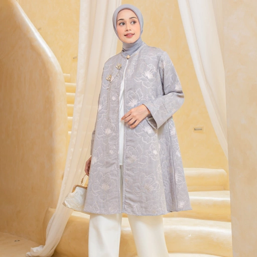 Image of Haru Long Outer Silveria