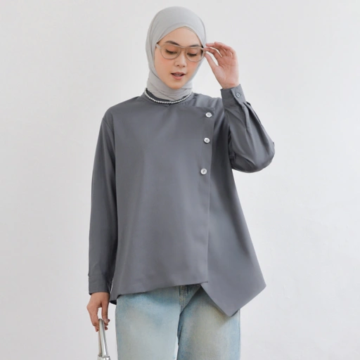 Image of Jani Janggan Shirt Dolphin