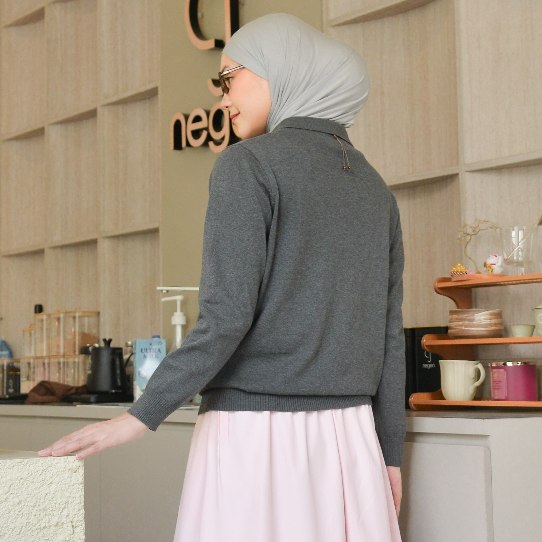 Leya Knit Graphite