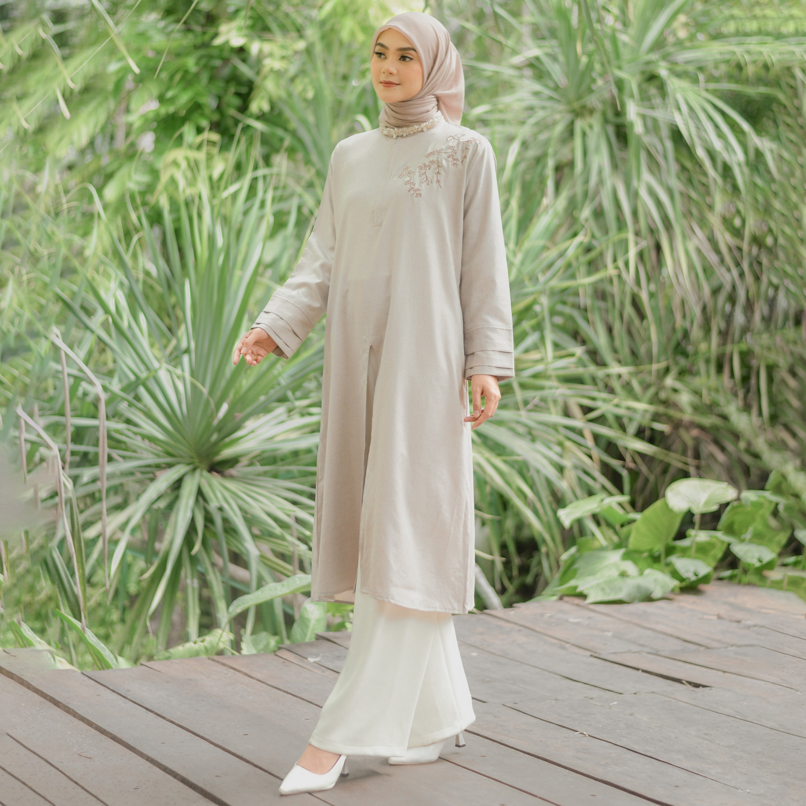 Madina Slit Tunik Frappe