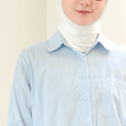 Image of Naoki Slit Shirt Airy