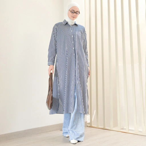 Image of Naoki Slit Shirt Sapphire