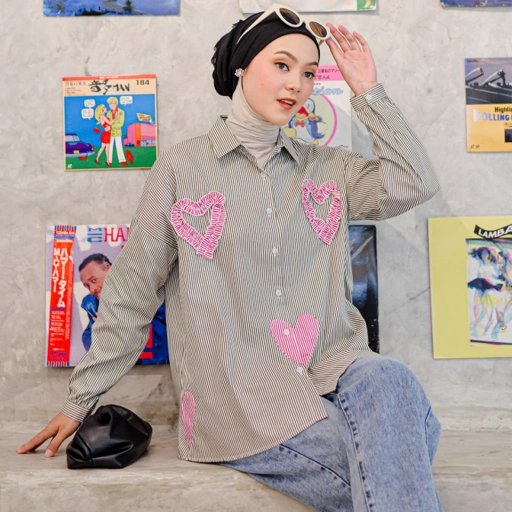 Image of Naomi Shirt Ivy