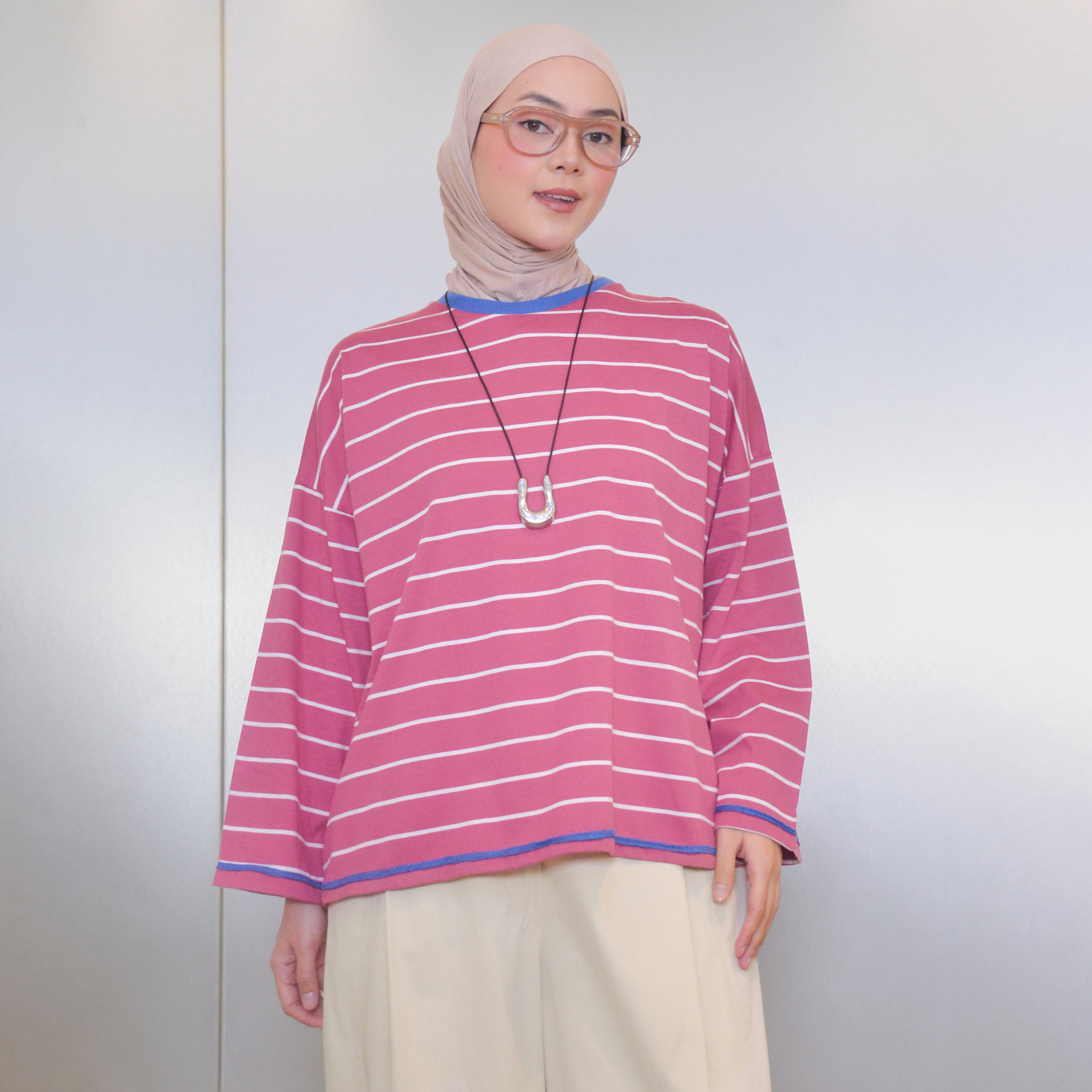 Neona Tshirt Guava