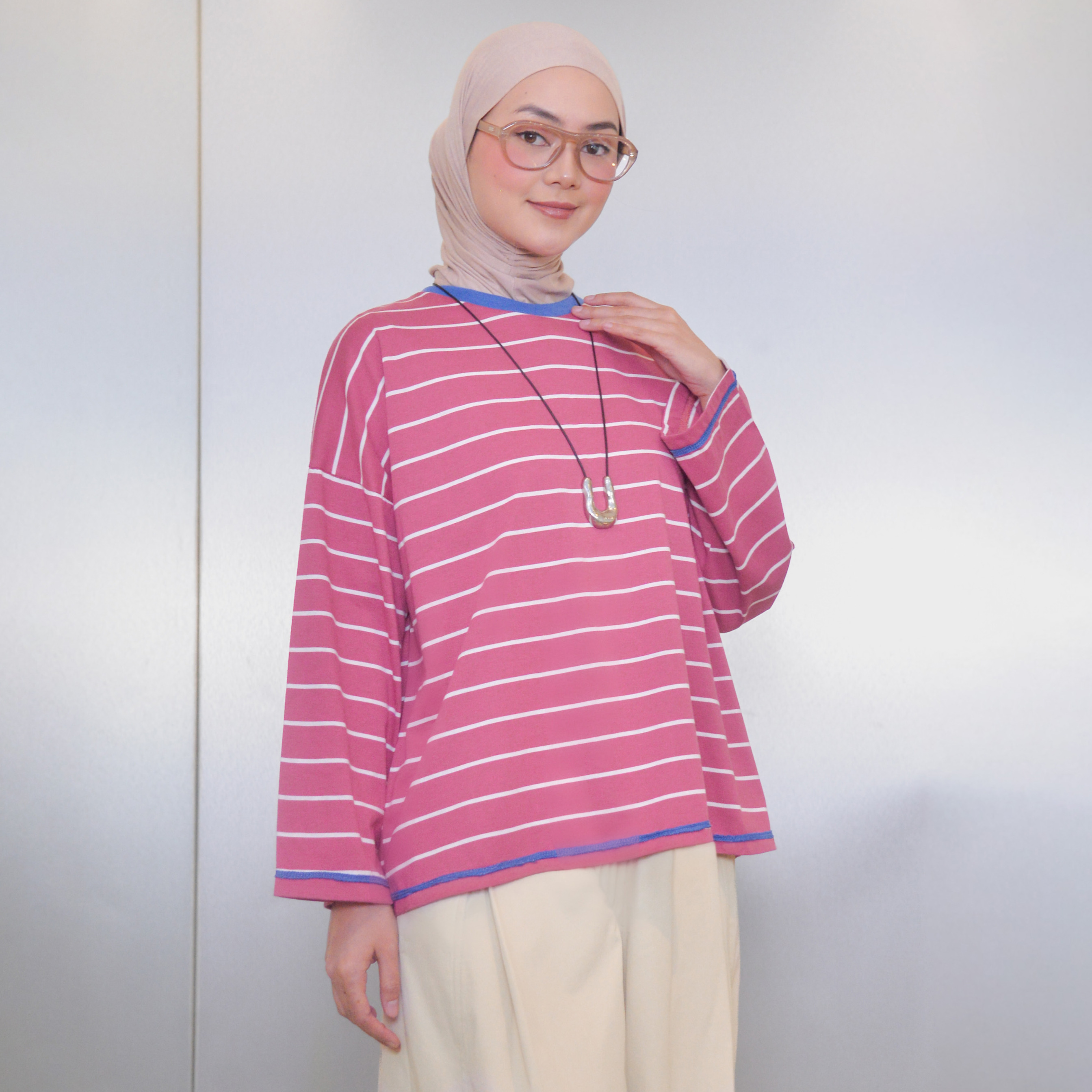 Neona Tshirt Guava