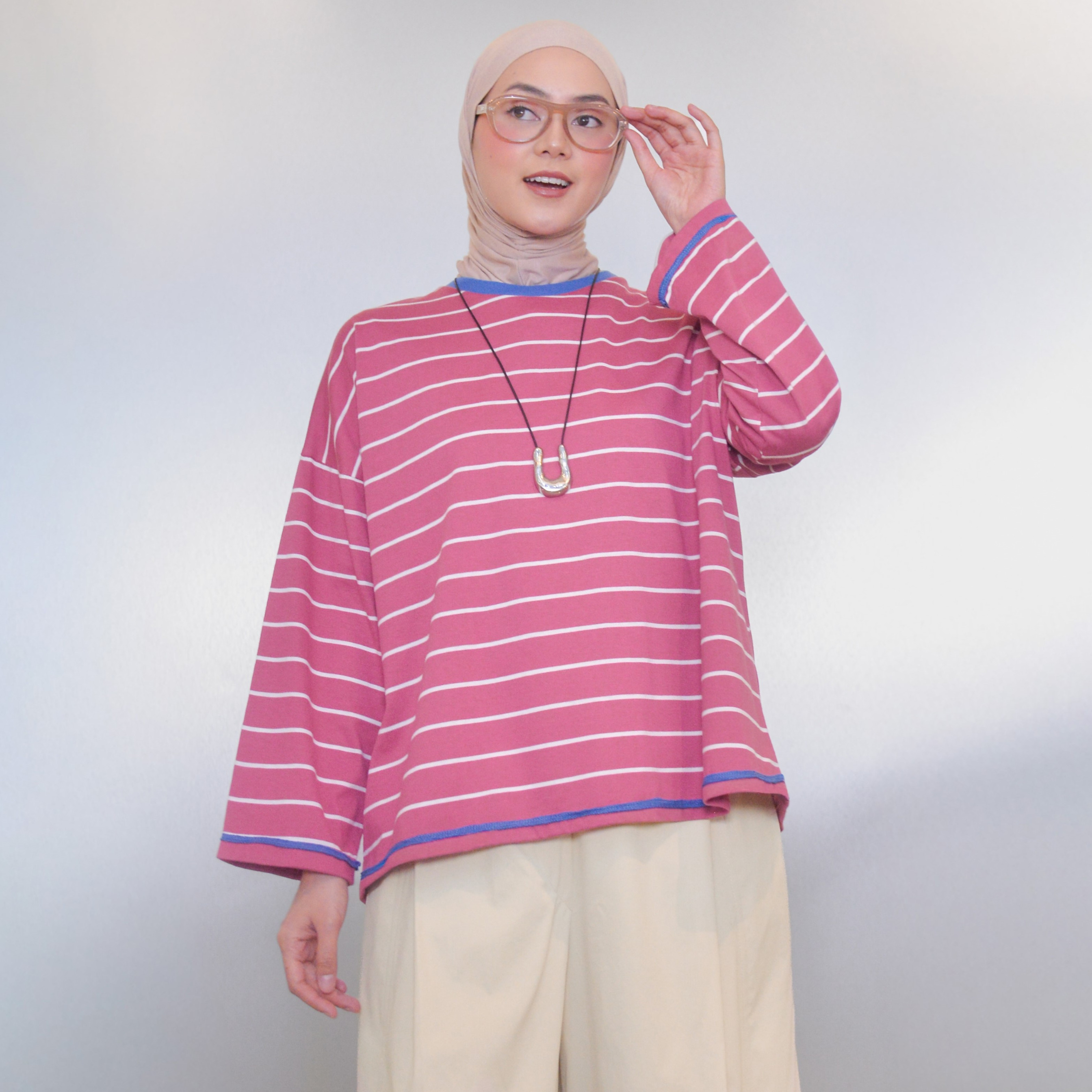 Neona Tshirt Guava