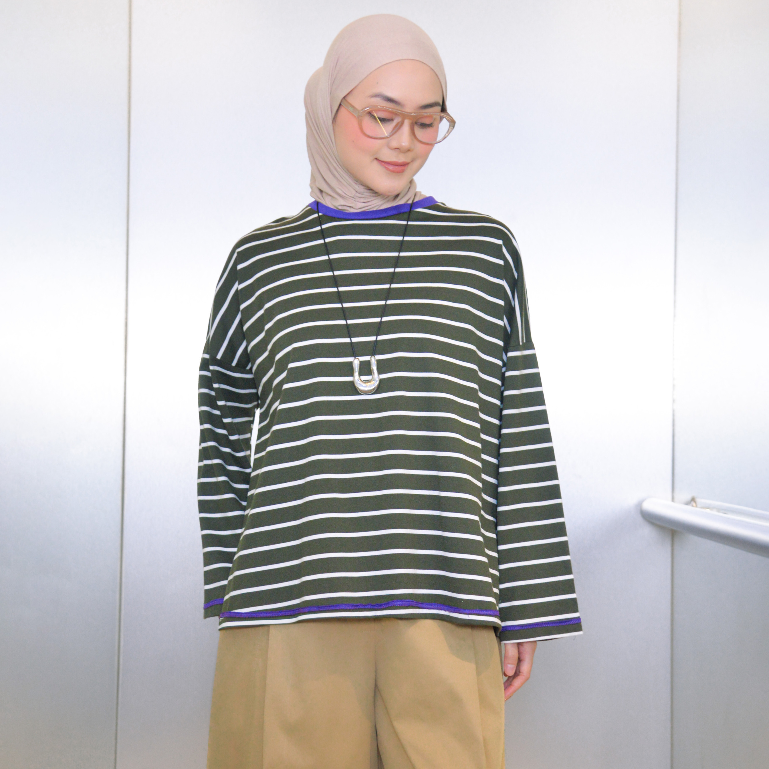 Neona Tshirt Olive