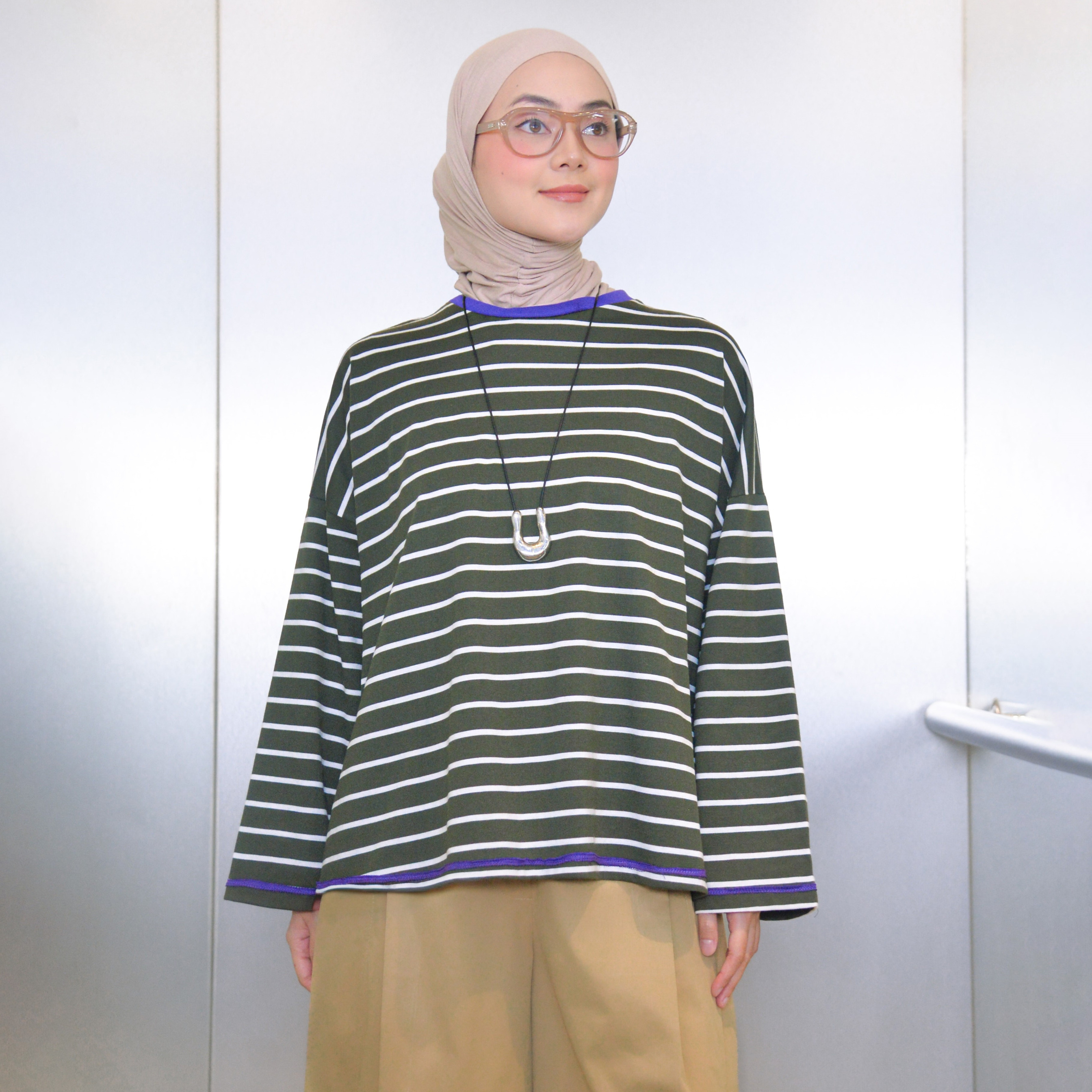 Neona Tshirt Olive