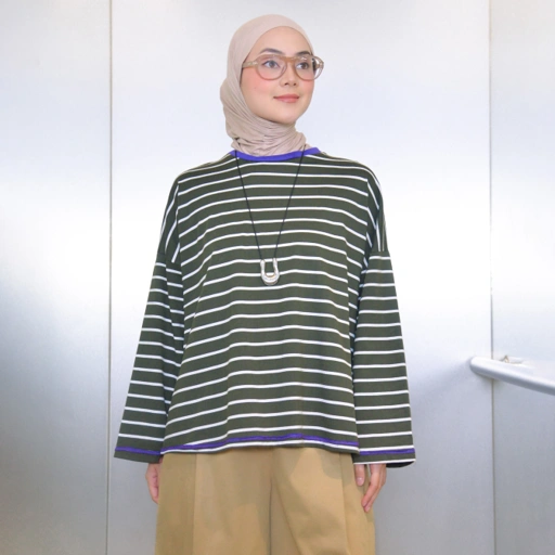 Neona Tshirt Olive