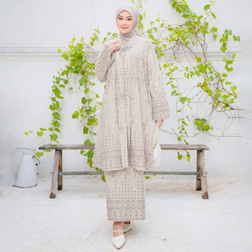 Image of Puspa Set Khaki