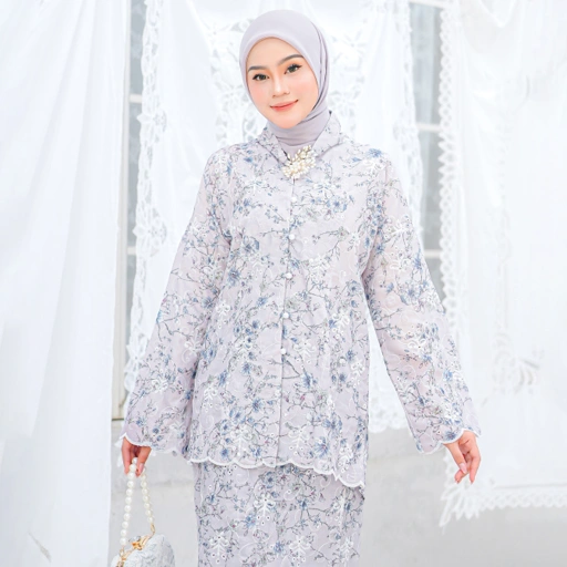 Image of Qiana Set Floral Taupe