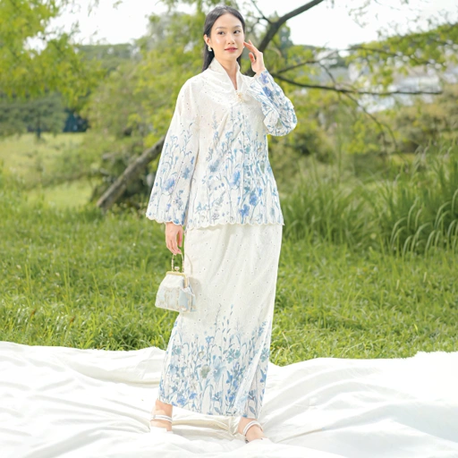 Image of Qiana Set Watercolor Bluish