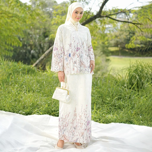 Image of Qiana Set Watercolor Ginger