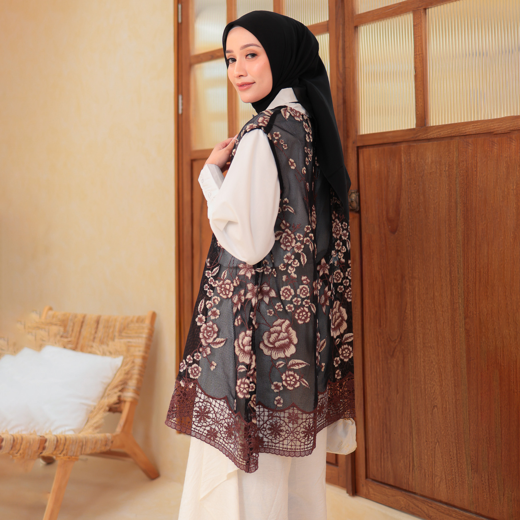 Viera Outer DeepBlack