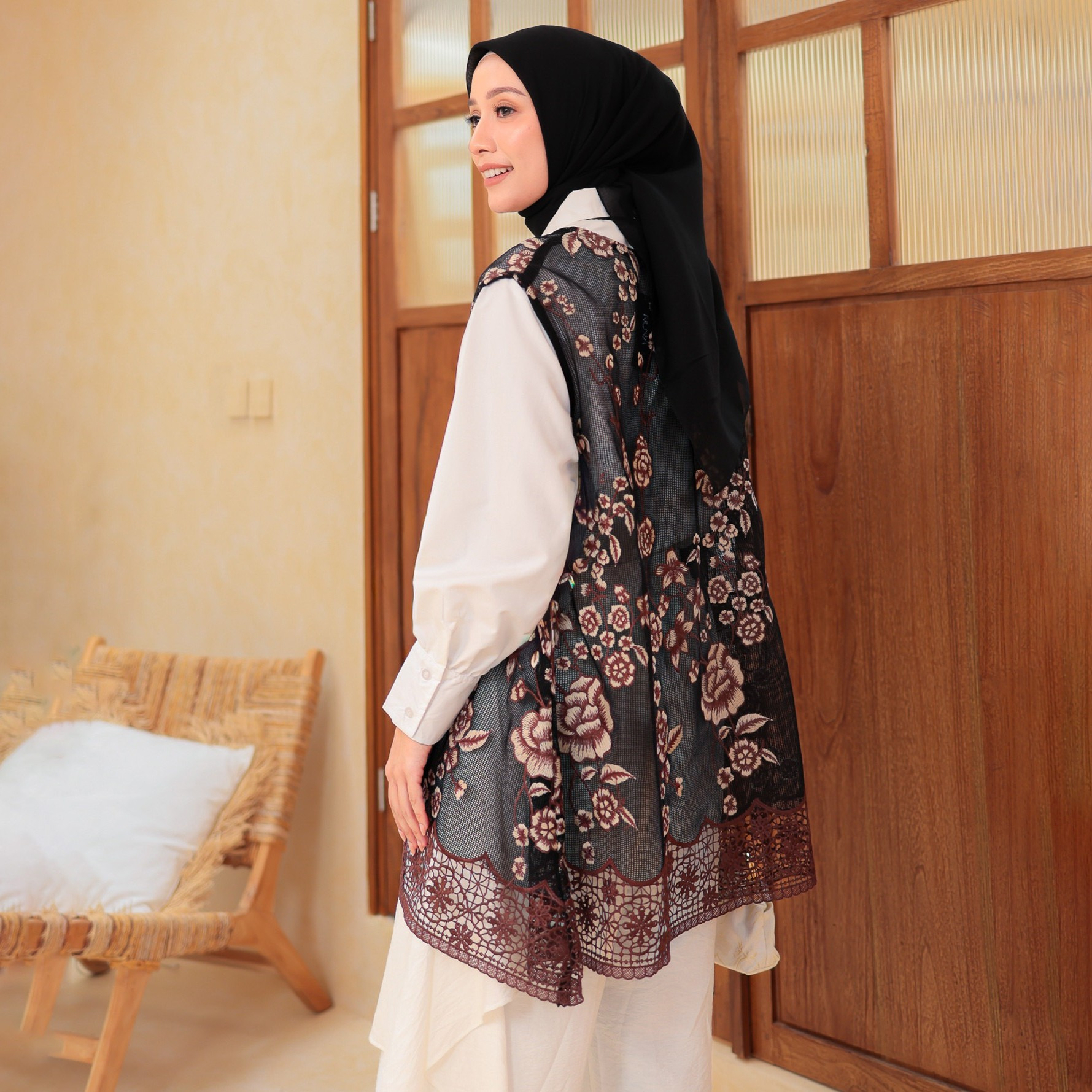 Viera Outer DeepBlack