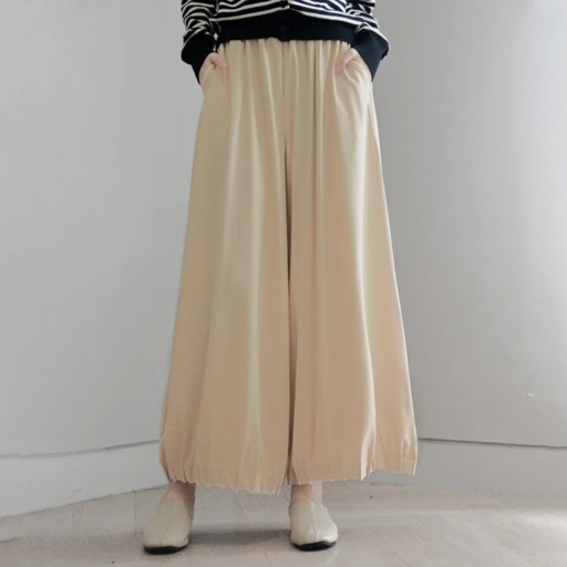 Image of Wavy Pants Latte