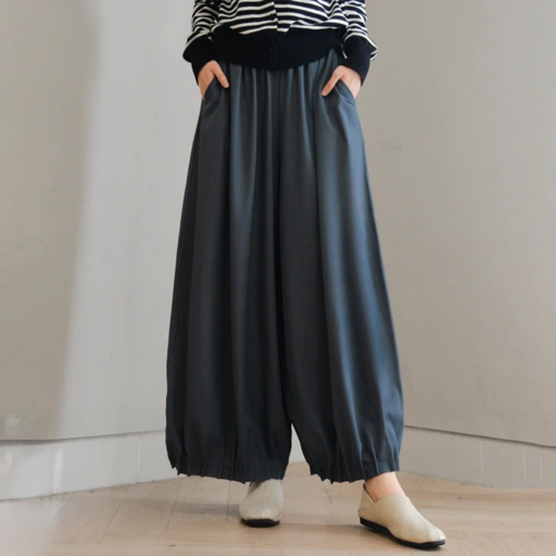 Image of Wavy Pants Smoke