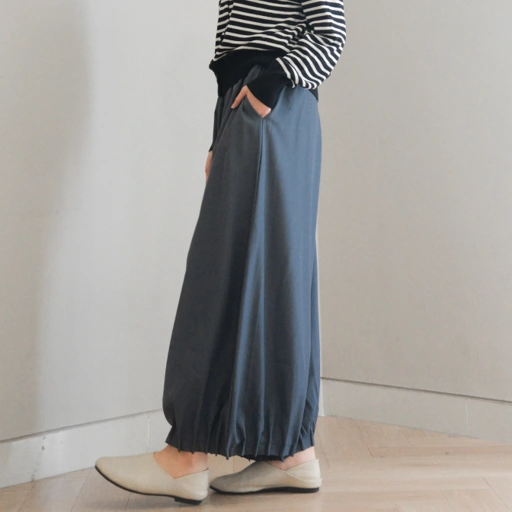 Image of Wavy Pants Smoke