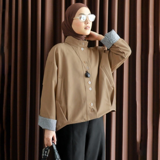 Image of Zoe Outer Machiato