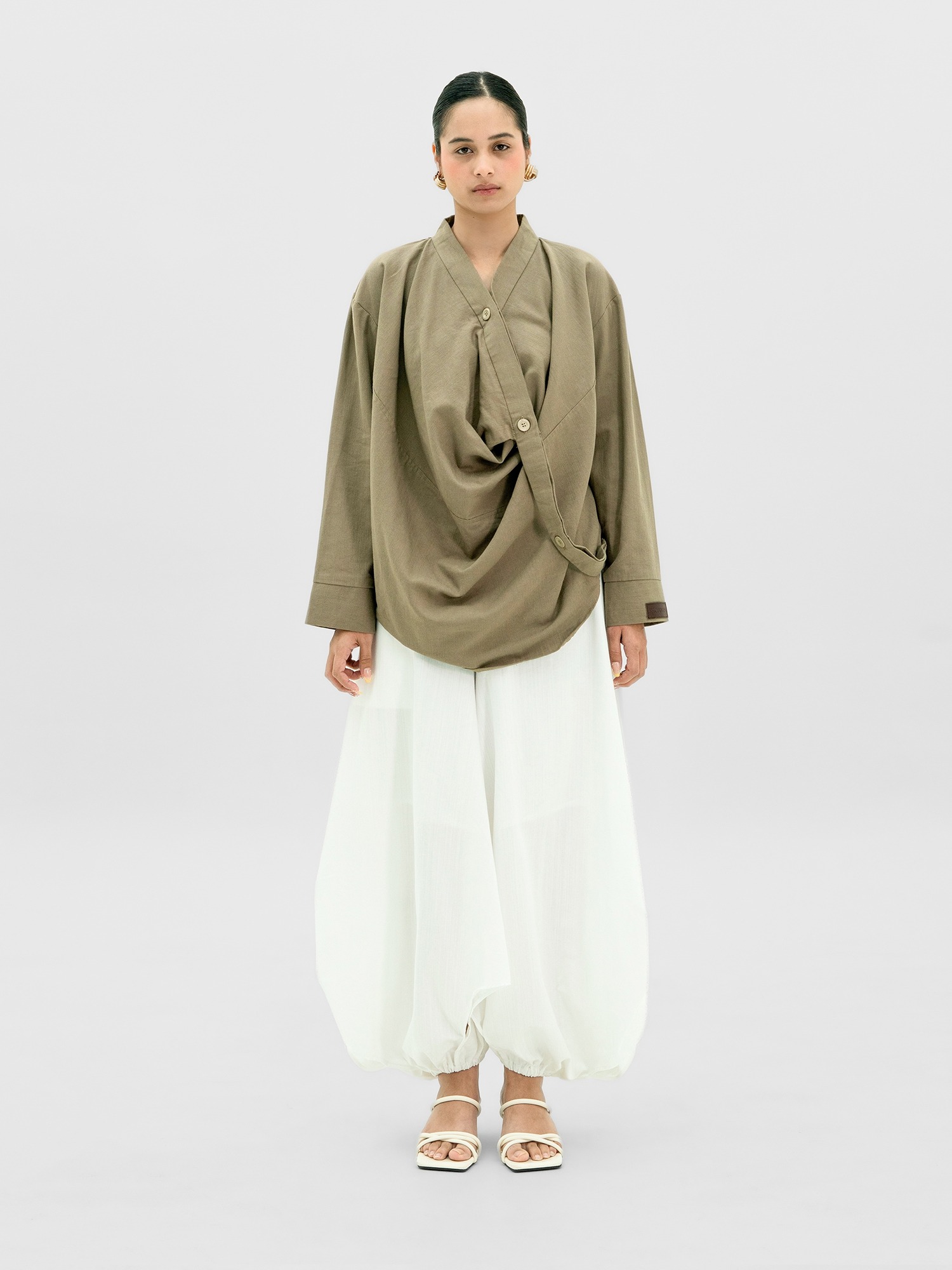 Drapery Collar Blouse (Long Sleeve)
