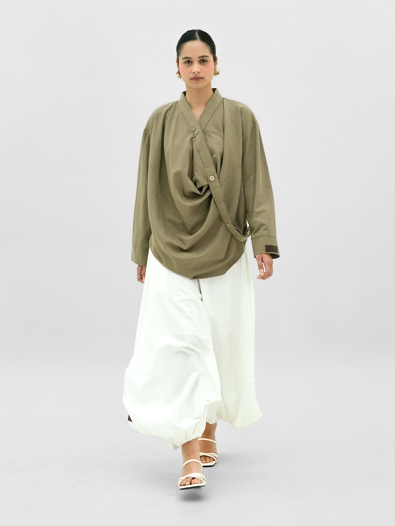 Drapery Collar Blouse (Long Sleeve)
