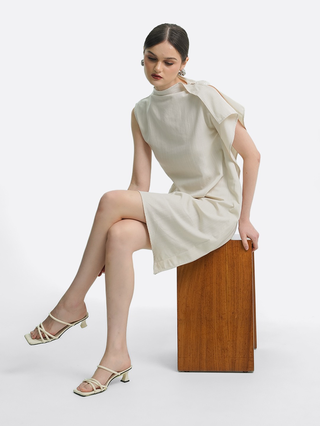 Asymmetric Shoulder Dress