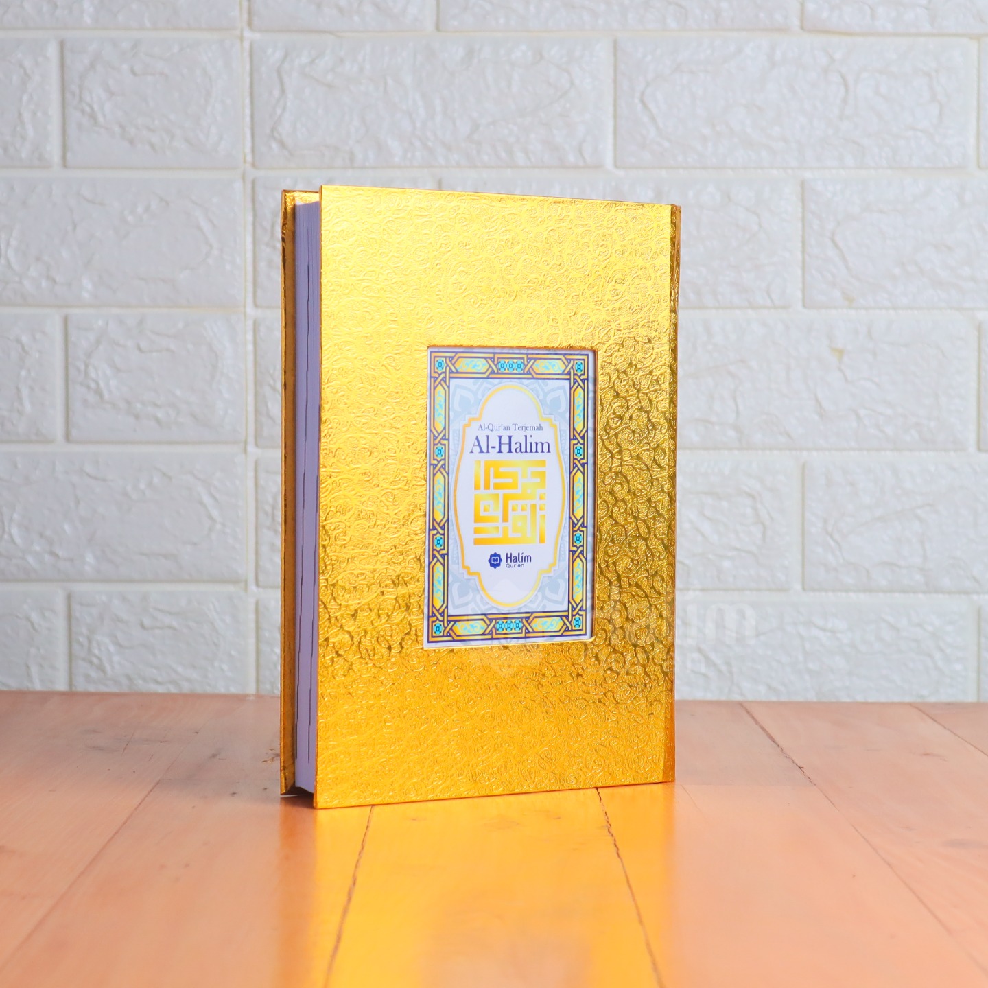 Al Quran Terjemah Al Halim Klasik Emas Perak A5 Hard Cover