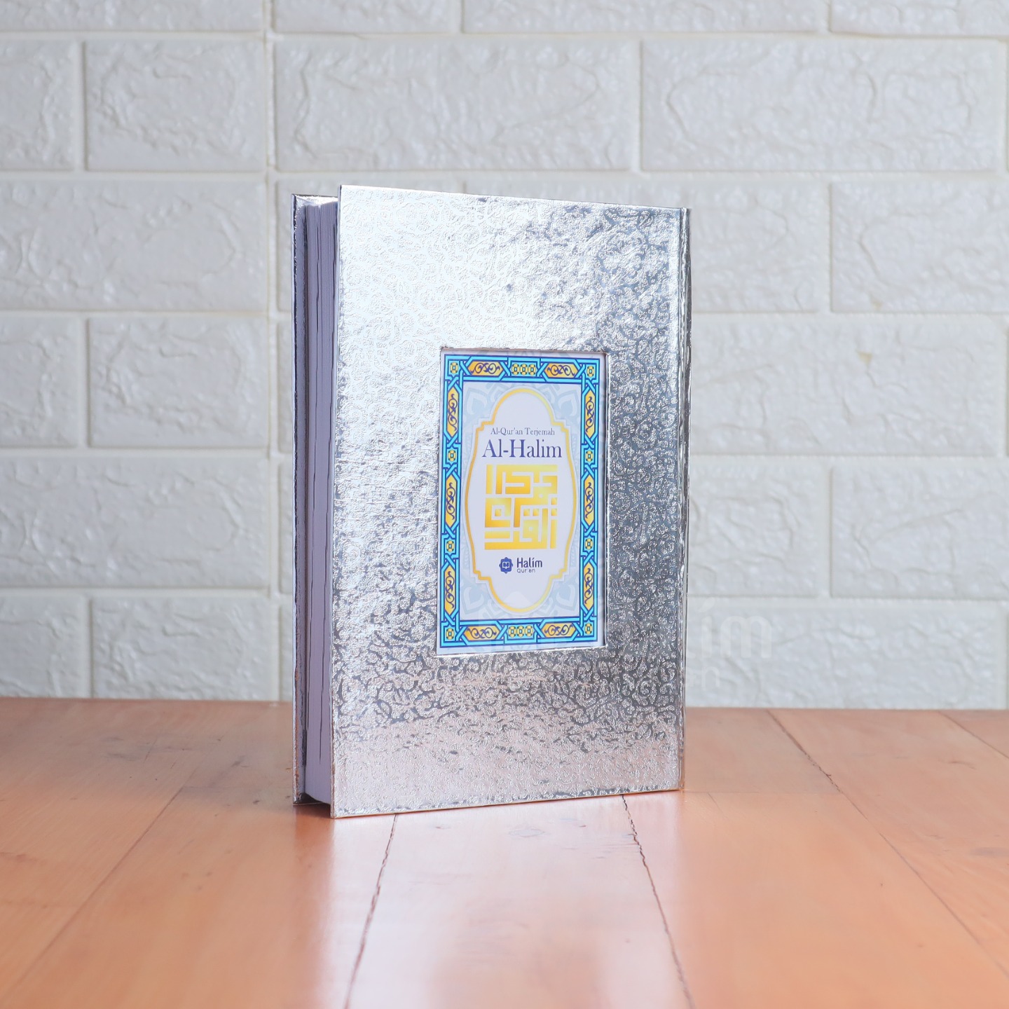 Al Quran Terjemah Al Halim Klasik Emas Perak A5 Hard Cover — foto 2